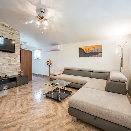 Karpatia Appartement